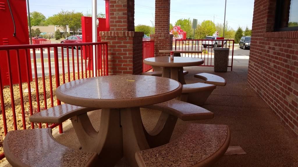 Freddys Frozen Custard & Steakburgers | restaurant | 8115 Camp Creek Blvd, Olive Branch, MS 38654, USA | 6628928483 OR +1 662-892-8483