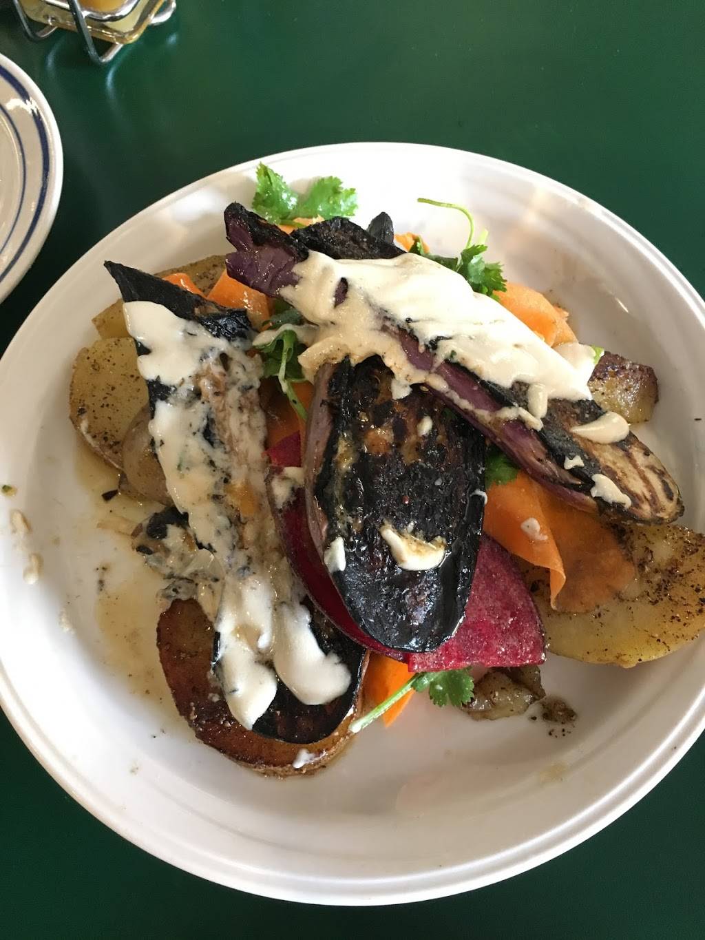 Loomi Cafe | restaurant | Ann Arbor, MI 48104, USA | 7349292945 OR +1 734-929-2945