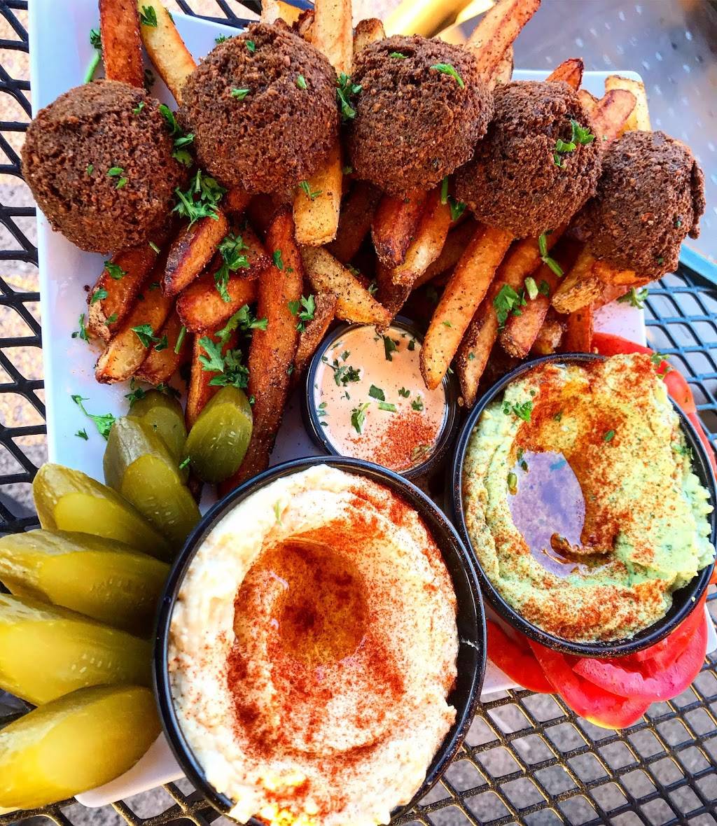 Kareems | restaurant | 1208 S Brookhurst St, Anaheim, CA 92804, USA | 7147786829 OR +1 714-778-6829