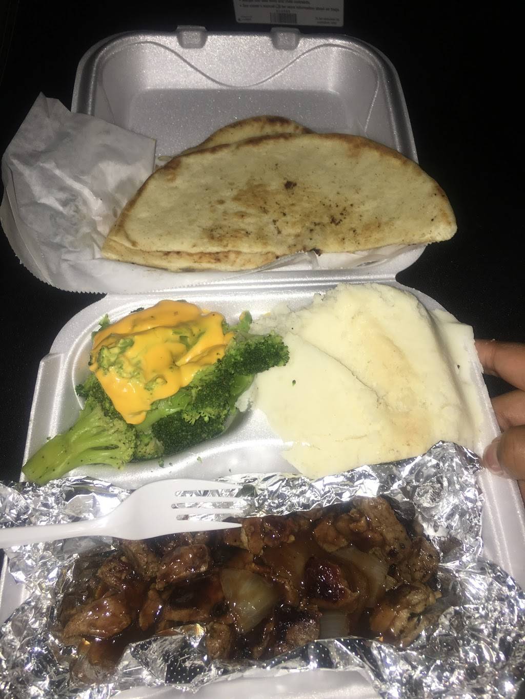 Fat Boys Steak | restaurant | 15923 W 7 Mile Rd, Detroit, MI 48235, USA | 3132737910 OR +1 313-273-7910