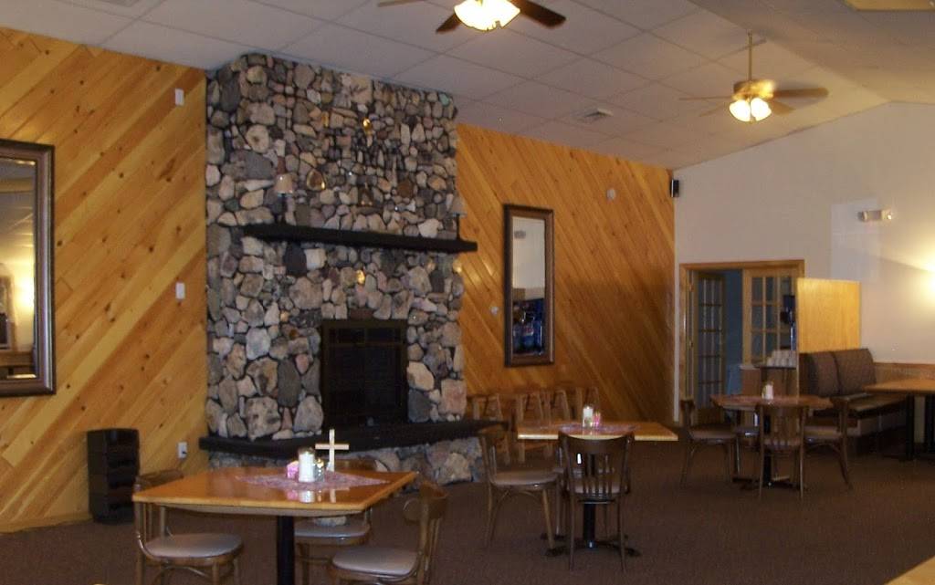 Crosstone Restaurant | restaurant | 1132 S Main St, Bryant Pond, ME 04219, USA | 2076742392 OR +1 207-674-2392