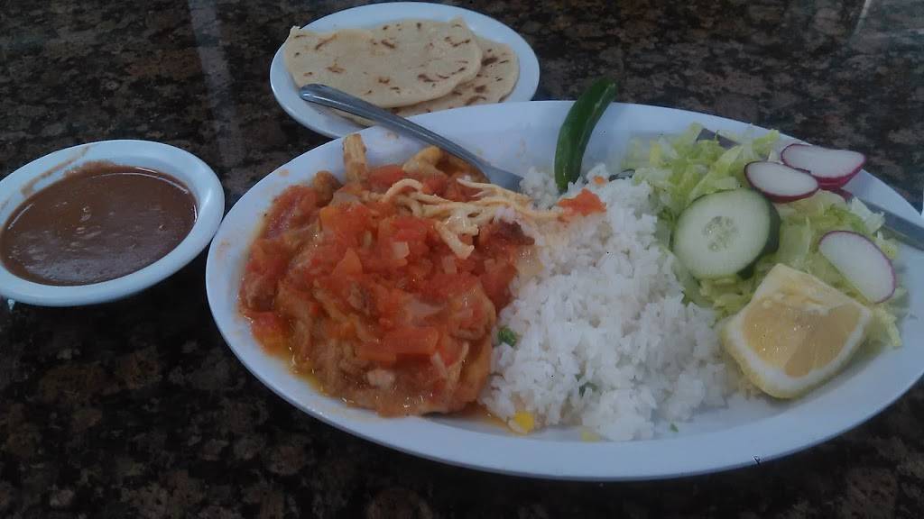 El Coatepecano Pupuseria | restaurant | 2719 Tweedy Blvd, South Gate, CA 90280, USA | 3235668753 OR +1 323-566-8753