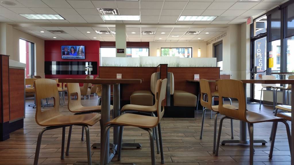 Wendys | restaurant | 3014 N Scottsdale Rd, Scottsdale, AZ 85251, USA | 4809455575 OR +1 480-945-5575
