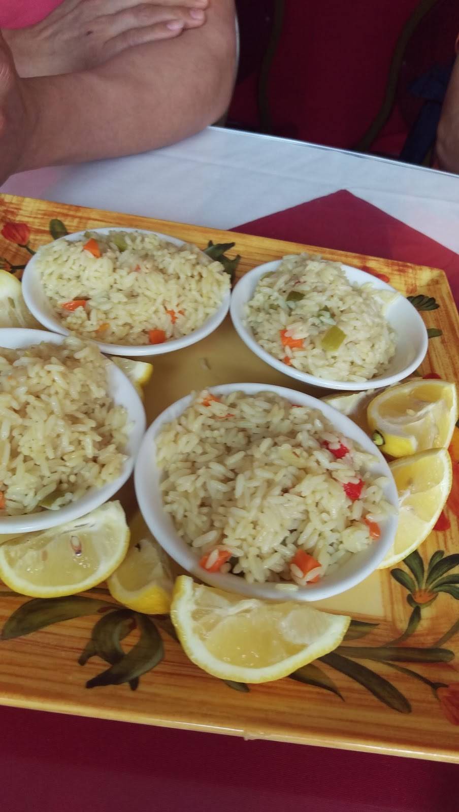 Arco Iris Restaurant & Bar | restaurant | 219 Fulton Ave, Hempstead, NY 11550, USA | 5165383961 OR +1 516-538-3961