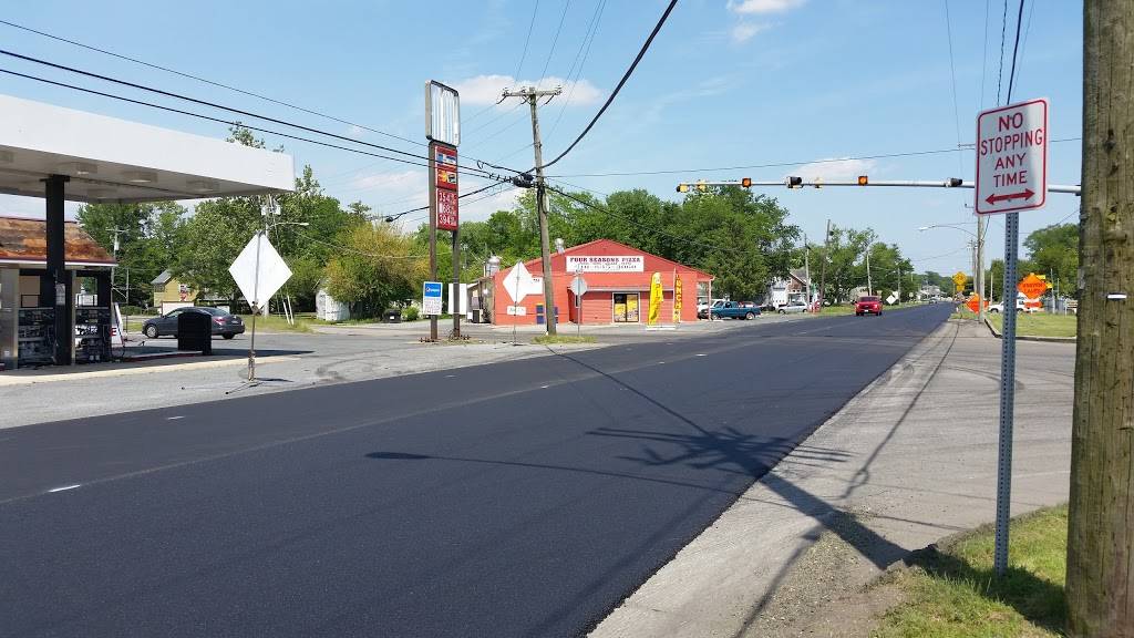 Four Seasons Pizza | restaurant | 36326 Old Ocean City Rd, Willards, MD 21874, USA | 4108353060 OR +1 410-835-3060