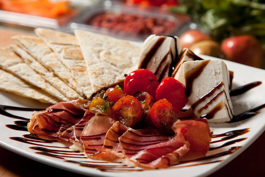 Upper Crust Wood Fired Pizza | restaurant | 5860 N. Classen, Oklahoma City, OK 73118, USA | 4058427743 OR +1 405-842-7743