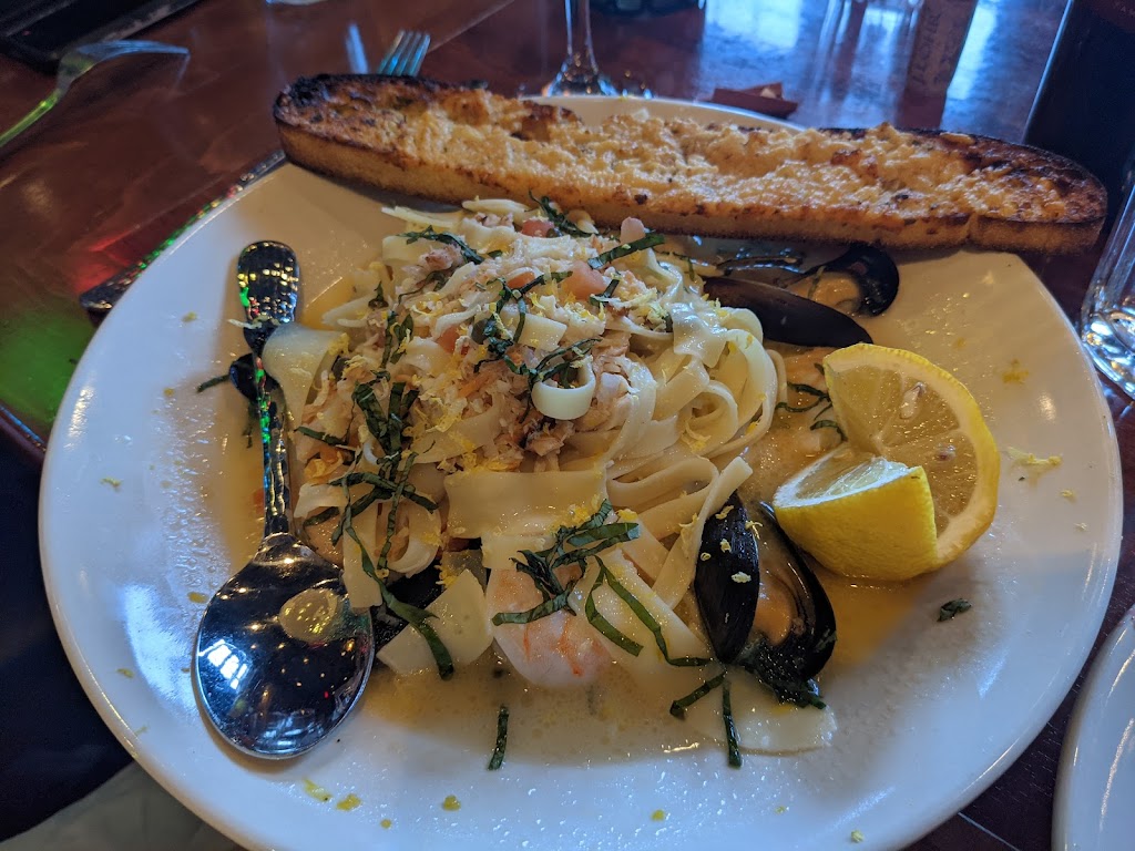 Dales Restaurant | restaurant | 1906 Deadwood Mountain Drive, Deadwood, SD 57732, USA | 6055590386 OR +1 605-559-0386