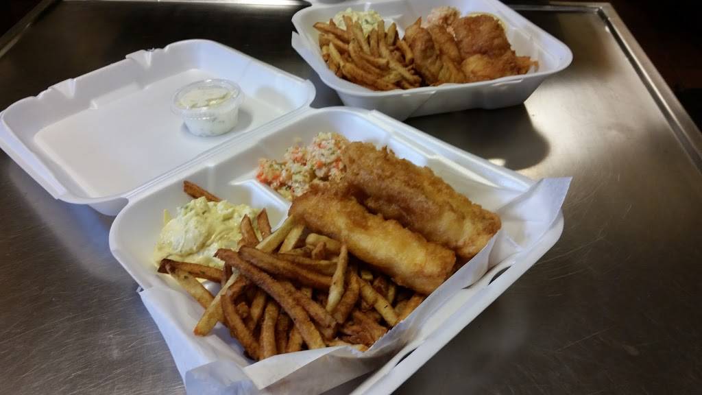 Don & GGs Food and Spirits | restaurant | 1300 E Cloverland Dr, Ironwood, MI 49938, USA | 9069322312 OR +1 906-932-2312