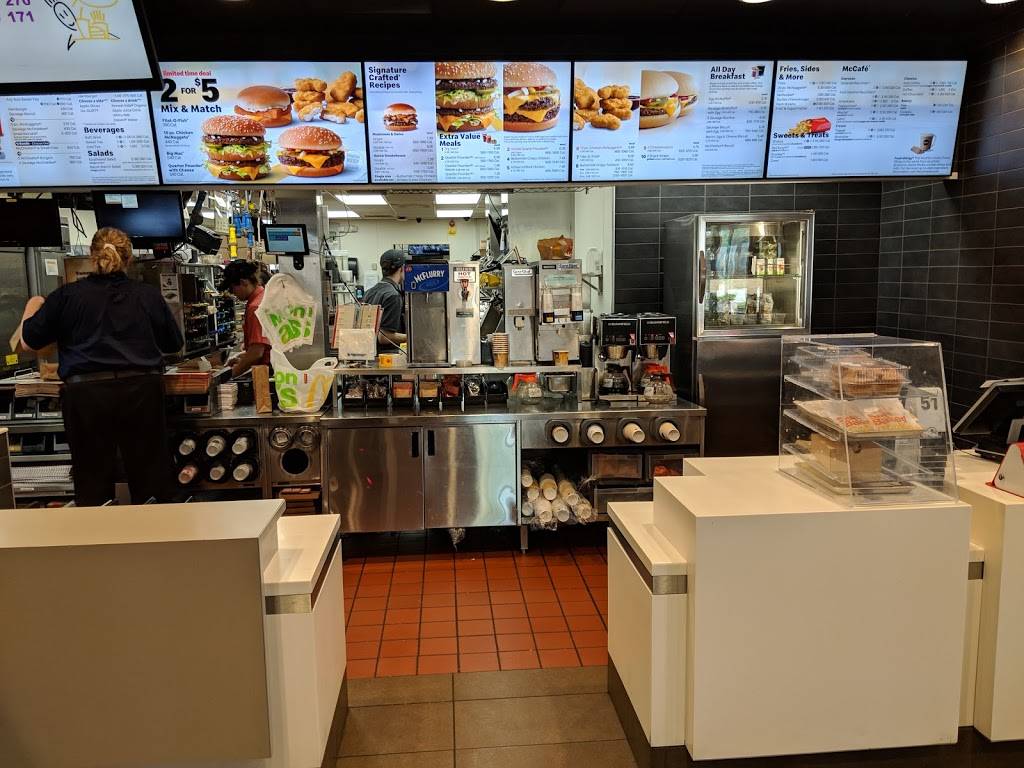 McDonalds | cafe | 1733 Pearl Rd, Brunswick, OH 44212, USA | 3302259941 OR +1 330-225-9941