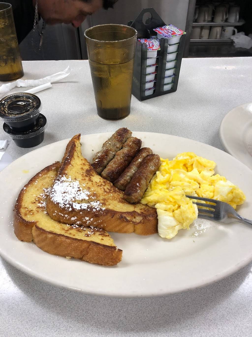 Royal Palm Grill & Deli | restaurant | 806 N Krome Ave, Homestead, FL 33030, USA | 3052465701 OR +1 305-246-5701