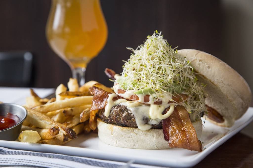 Coleman Public House | restaurant | 427 W Coleman Blvd, Mt Pleasant, SC 29464, USA | 8434168833 OR +1 843-416-8833