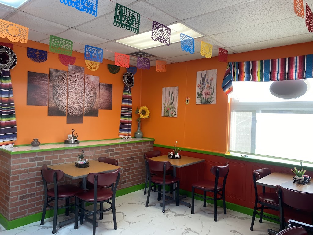 Los Compadres | restaurant | 52 E Lawn Rd, Nazareth, PA 18064, USA | 6103652333 OR +1 610-365-2333