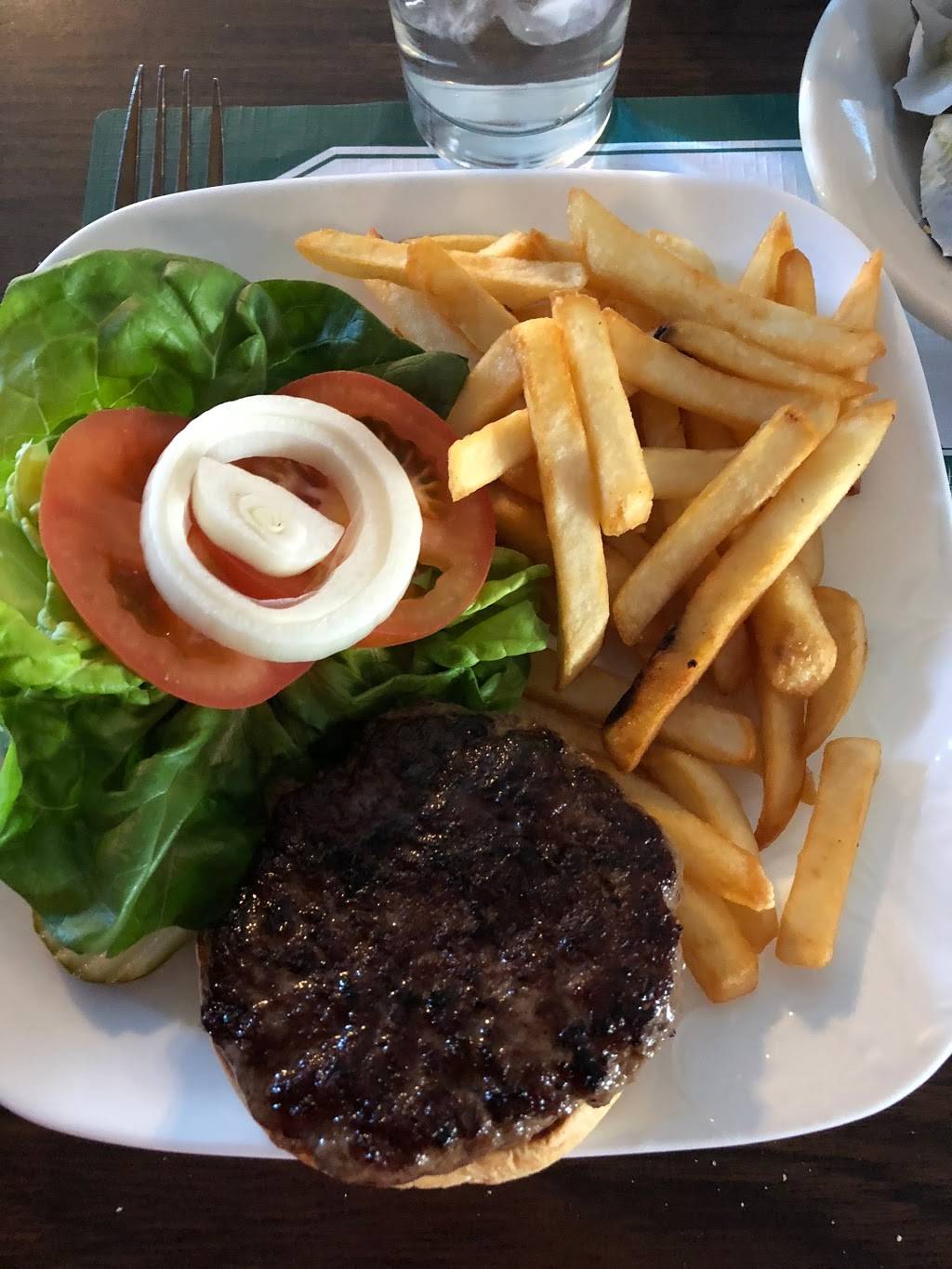 Dehns Country Manor | restaurant | 11281 Fernbrook Ln N, Maple Grove, MN 55369, USA | 7634206460 OR +1 763-420-6460