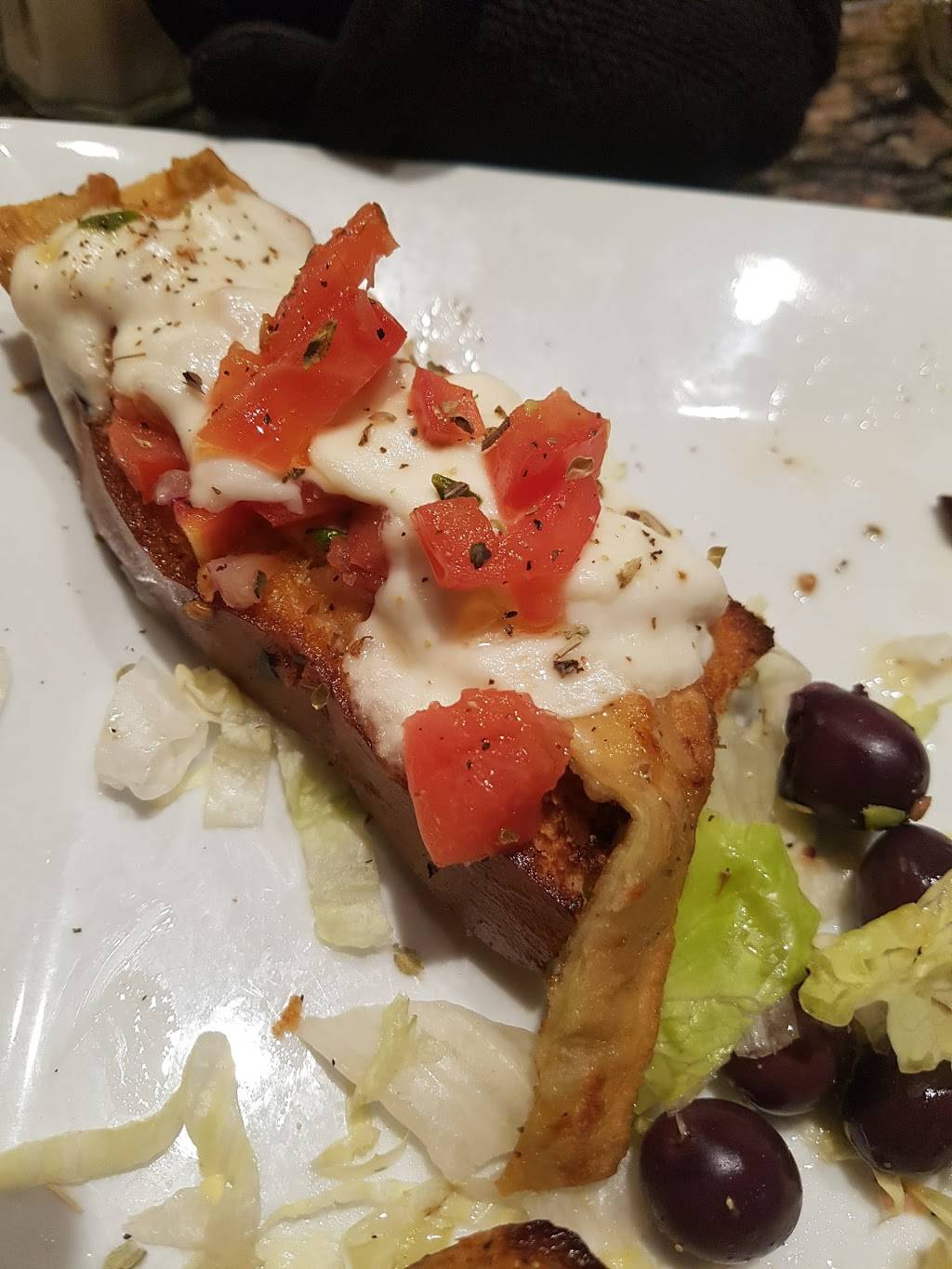 Cafe Valentina | restaurant | 1323 McKennans Church Rd, Wilmington, DE 19808, USA | 3029960301 OR +1 302-996-0301