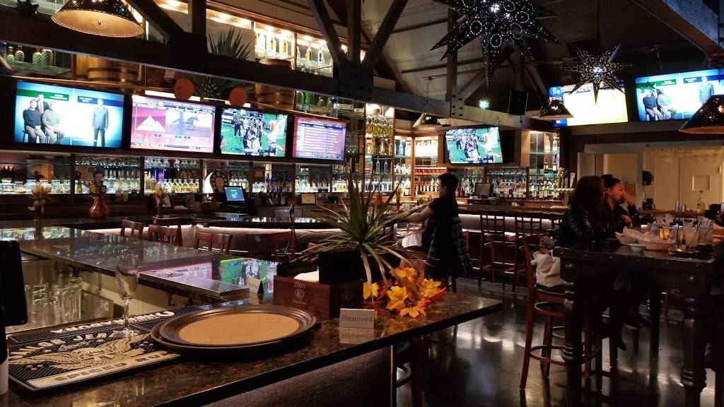 En Fuego Mexican Grille | restaurant | 17W648 22nd St, Oakbrook Terrace, IL 60181, USA | 6306138899 OR +1 630-613-8899