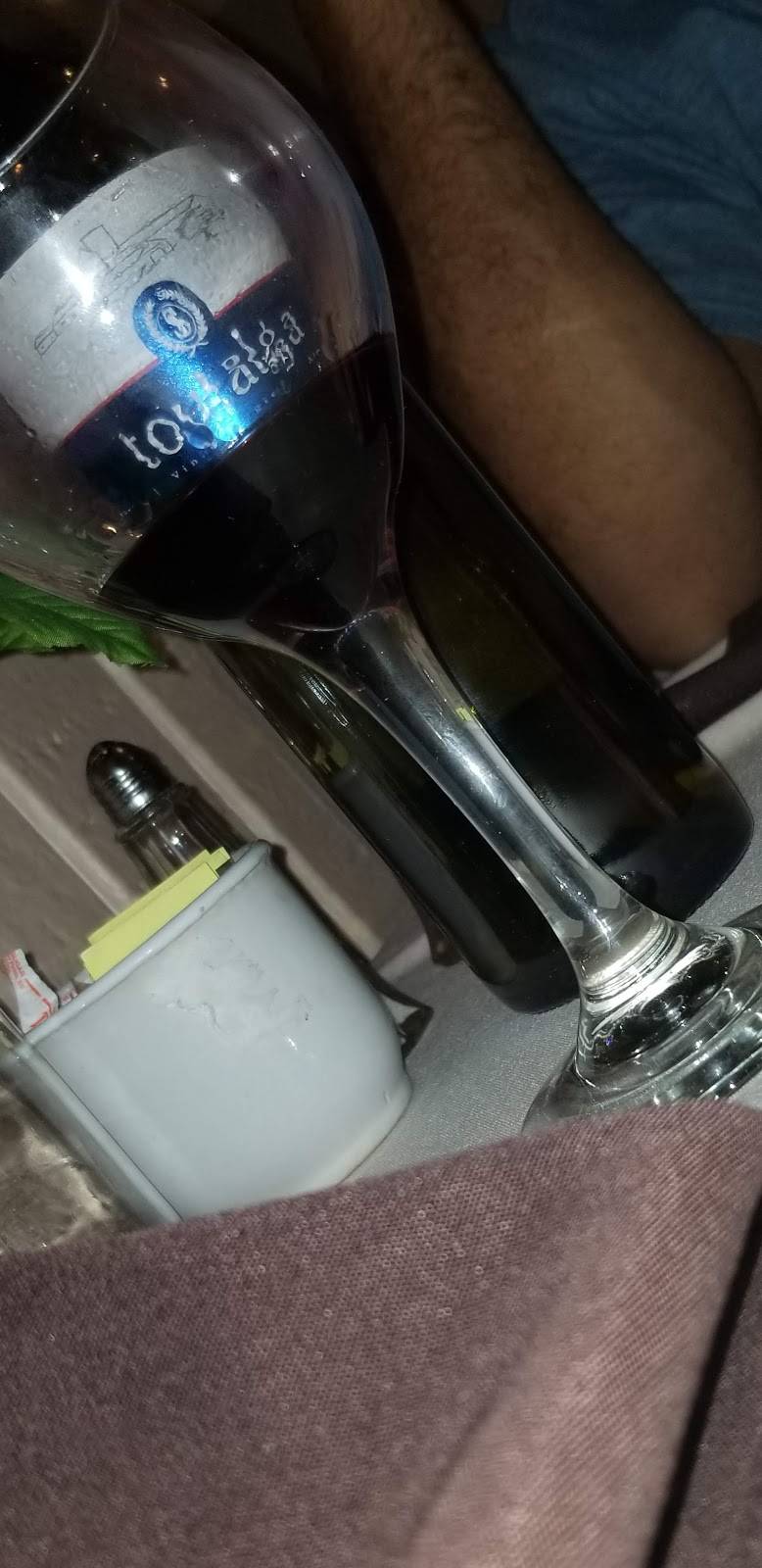 Campinos Portuguese Restaurant | restaurant | 218 Warren Ave, East Providence, RI 02914, USA | 4014386800 OR +1 401-438-6800