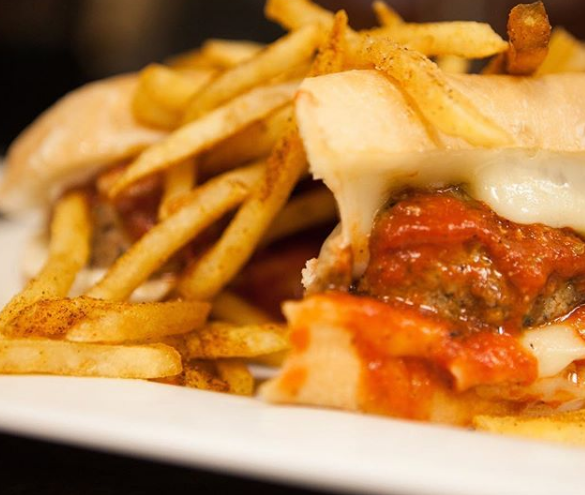 Arris Pizza | restaurant | 1020 E Green Meadows Rd #102, Columbia, MO 65201, USA | 5734411191 OR +1 573-441-1191