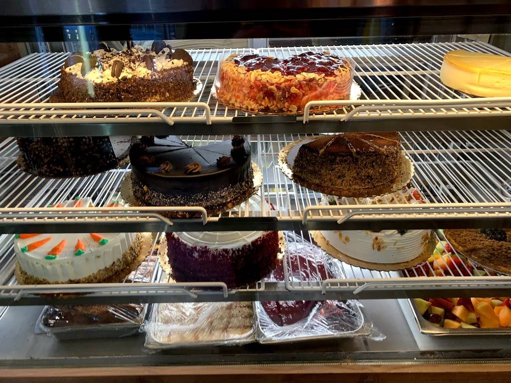 Georges | restaurant | 89 Greenwich St, New York, NY 10006, USA | 2122698026 OR +1 212-269-8026