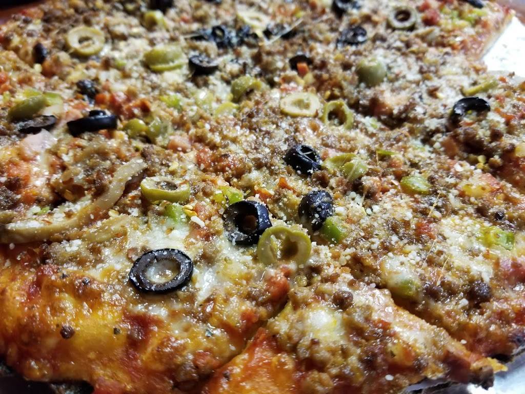 Sir Pizza | restaurant | 907 Herchel St, Burns, TN 37029, USA | 6154468585 OR +1 615-446-8585