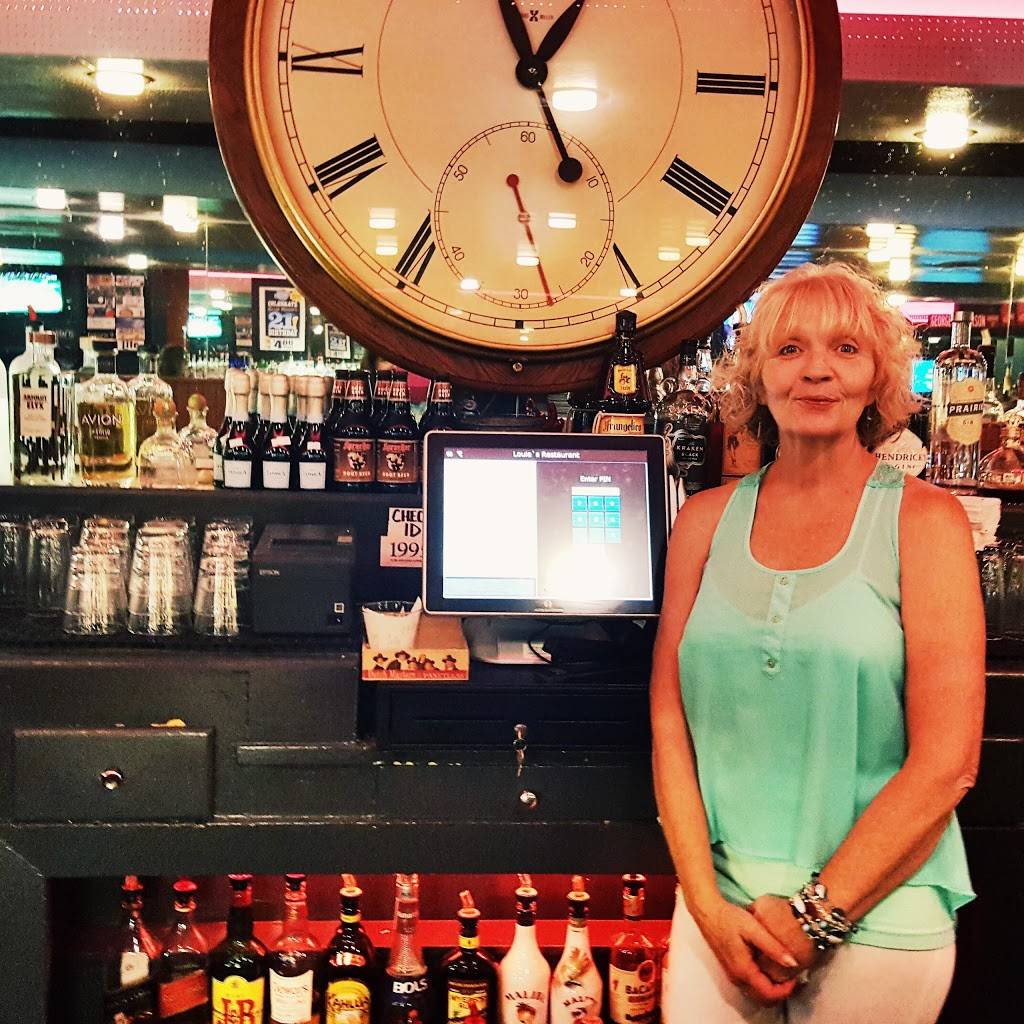 Louies Restaurant | restaurant | 1009 North Ave, Waukegan, IL 60085, USA | 8472440101 OR +1 847-244-0101