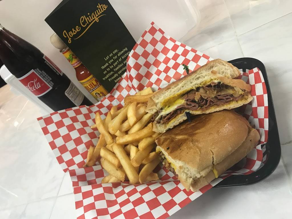 Jose Chiquito | restaurant | 4632 Santa Monica Blvd, Los Angeles, CA 90026, USA | 3237929334 OR +1 323-792-9334