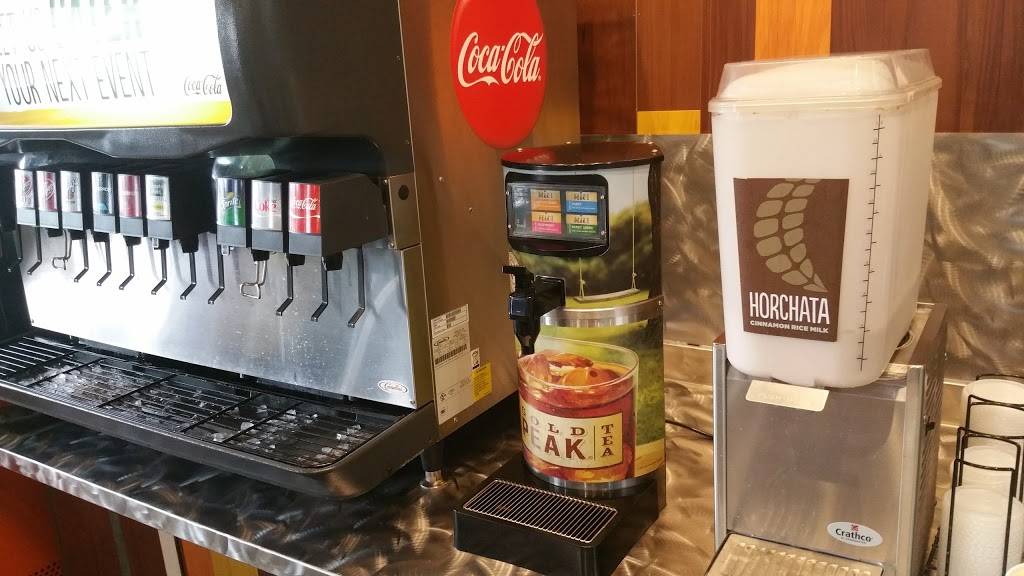 Costa Vida | restaurant | 3175 S Market St, Gilbert, AZ 85295, USA | 4808571915 OR +1 480-857-1915