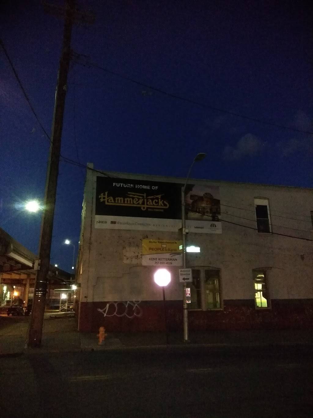 Hammerjacks | restaurant | 1300 Russell St, Baltimore, MD 21230, USA | 4106597625 OR +1 410-659-7625