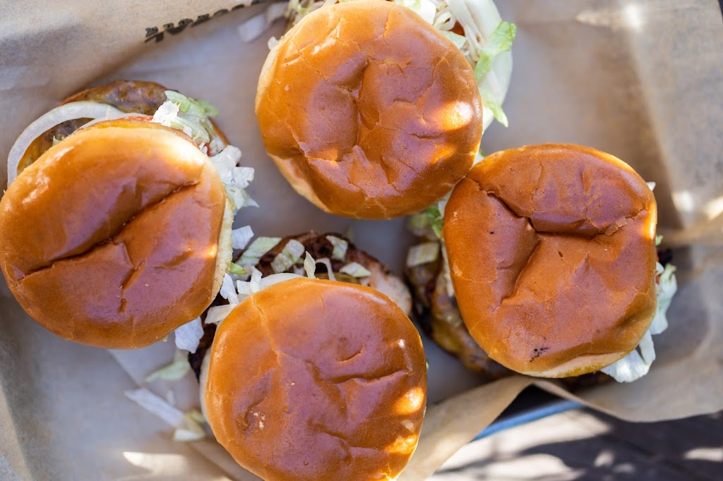 Big Deal Burger | meal takeaway | 40315 Winchester Rd ste d, Temecula, CA 92591, USA | 9514030581 OR +1 951-403-0581