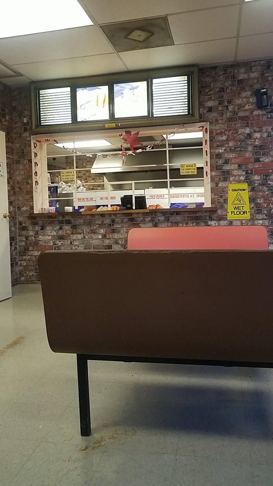 Freds Fish Fry | restaurant | 3303 Blanco Rd, San Antonio, TX 78212, USA | 2107323901 OR +1 210-732-3901