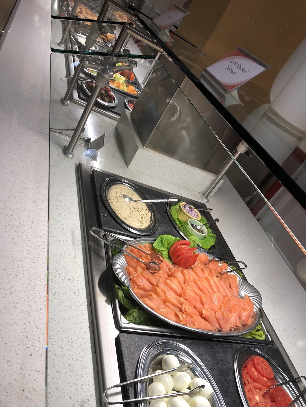 Café Matisse | restaurant | 9700 International Dr, Orlando, FL 32819, USA | 4079969700 OR +1 407-996-9700