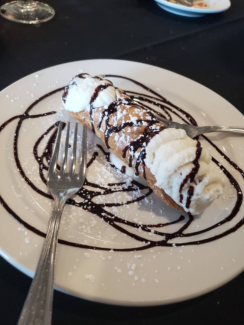 La Calabria Ristorante | restaurant | 2540 S Val Vista Dr #107, Gilbert, AZ 85295, USA | 4807263537 OR +1 480-726-3537