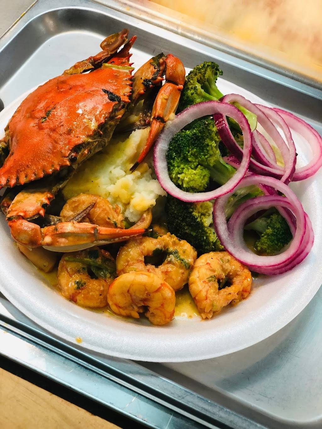 D Karina Deli Grocery Store | meal delivery | 341 S 11th St, Reading, PA 19602, USA | 6103726726 OR +1 610-372-6726