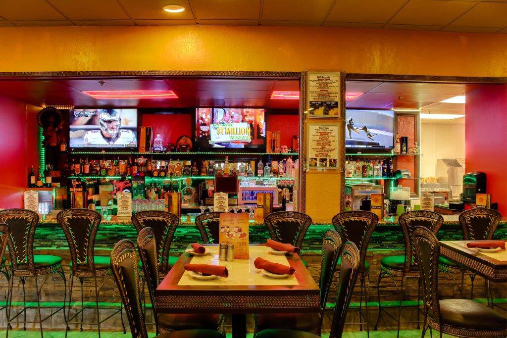 Agave Azteca West Omaha | restaurant | 681 N 132nd St, Omaha, NE 68154, USA | 4025025268 OR +1 402-502-5268