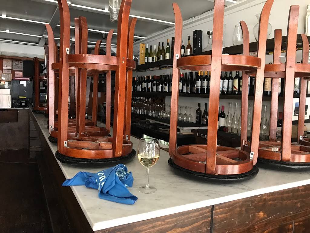 Gomi Korean Wine Bar | restaurant | 186 Avenue A, New York, NY 10009, USA | 6467070707 OR +1 646-707-0707