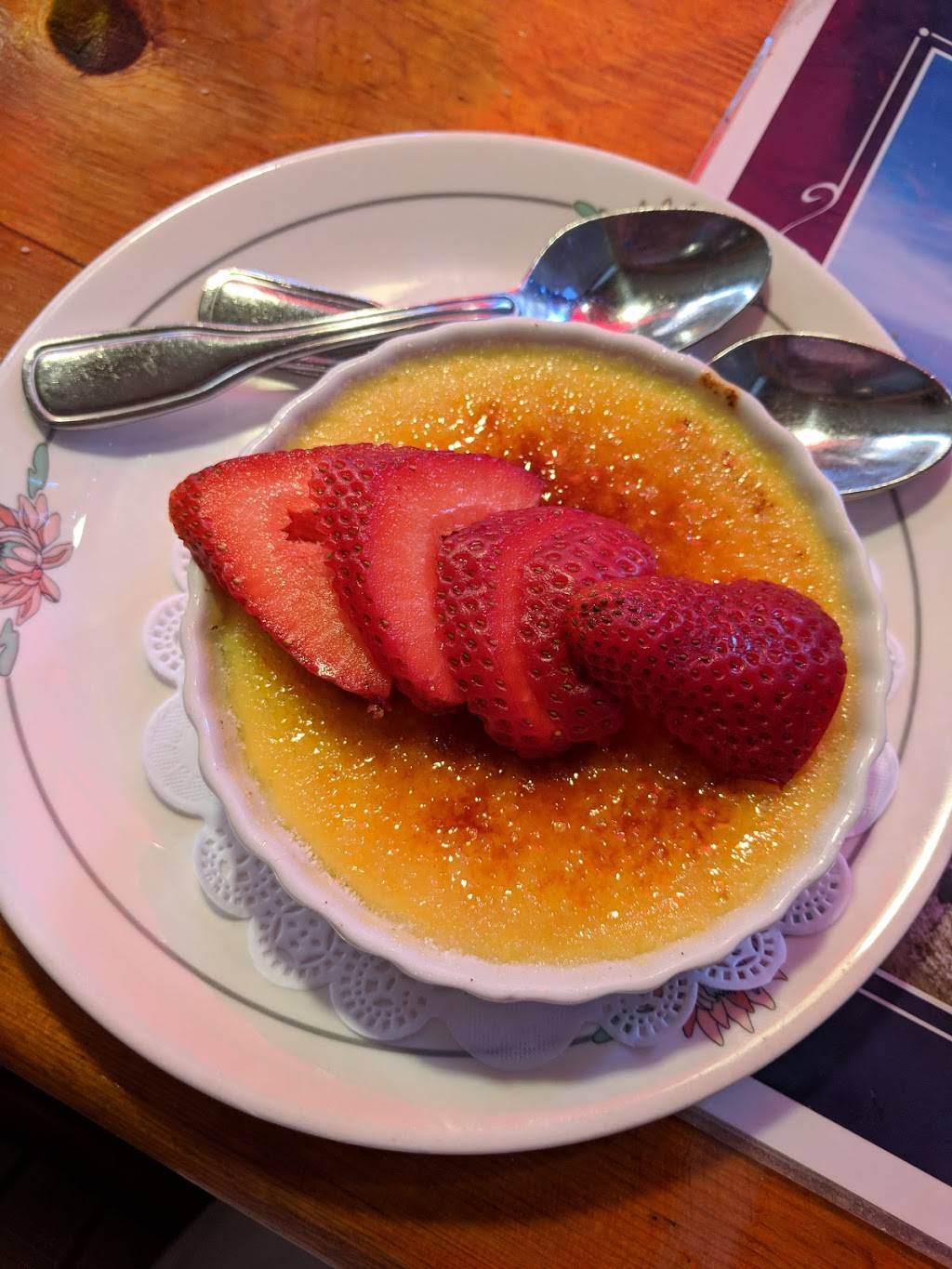 Lugano Swiss Bistro | restaurant | 3670 The Barnyard, Carmel-By-The-Sea, CA 93923, USA | 8316263779 OR +1 831-626-3779