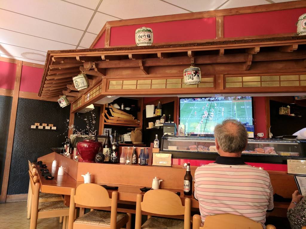 Haku Sushi | restaurant | 518 7th St, Santa Rosa, CA 95401, USA | 7075416359 OR +1 707-541-6359