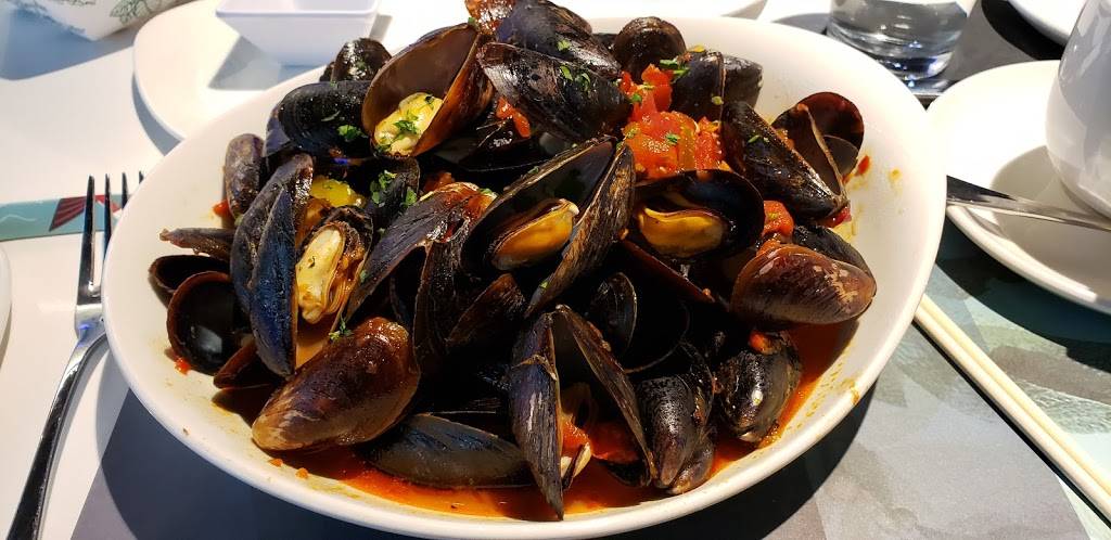 The Simple Greek | restaurant | Garden City Center, 111 Hillside Rd, Cranston, RI 02920, USA | 4014432344 OR +1 401-443-2344