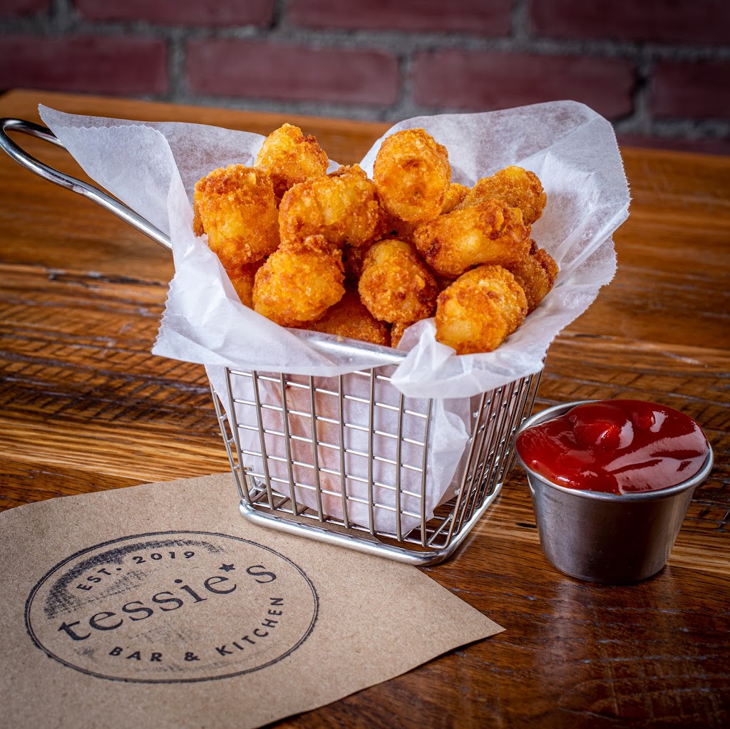 Tessies bar & kitchen | restaurant | 841 Main St, Waltham, MA 02451, USA | 7818948188 OR +1 781-894-8188