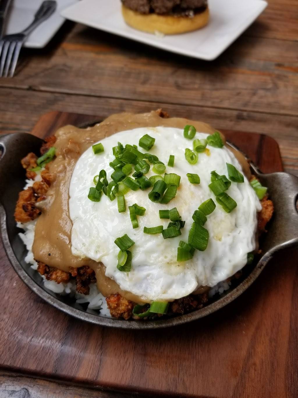 Bosscat Kitchen & Libations | restaurant | 4647 MacArthur Blvd, Newport Beach, CA 92660, USA | 9493330917 OR +1 949-333-0917