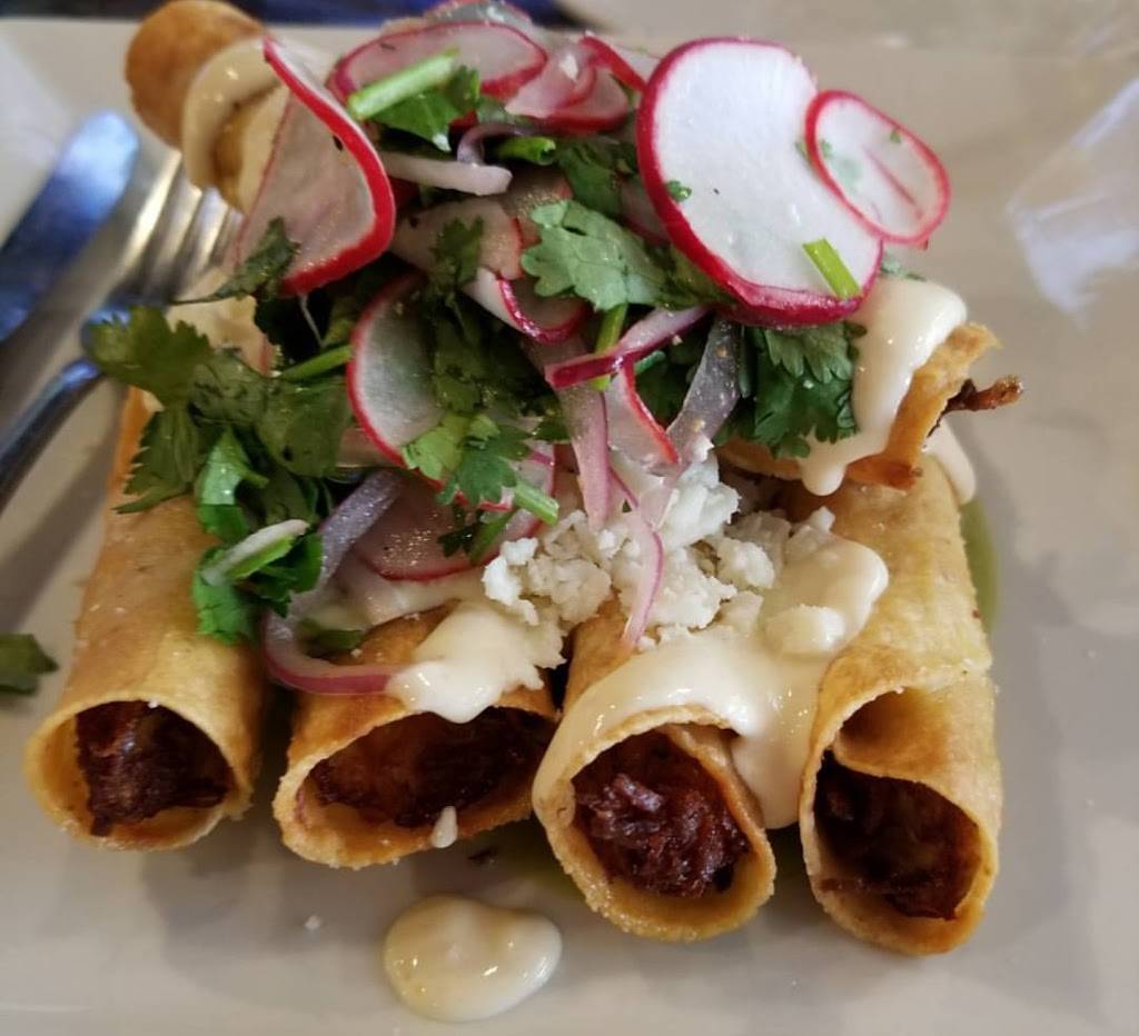 Amor Y Tacos | restaurant | 13333 South St, Cerritos, CA 90703, USA | 5628602667 OR +1 562-860-2667