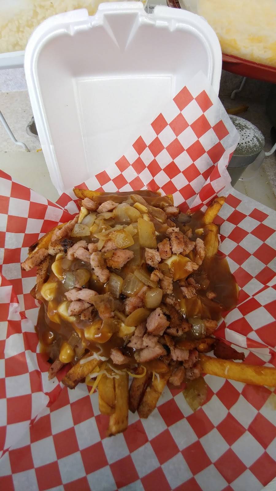 Fries on the Side | restaurant | 515 Main St N, Mount Forest, ON N0G 2L1, Canada | 5193135555 OR +1 519-313-5555
