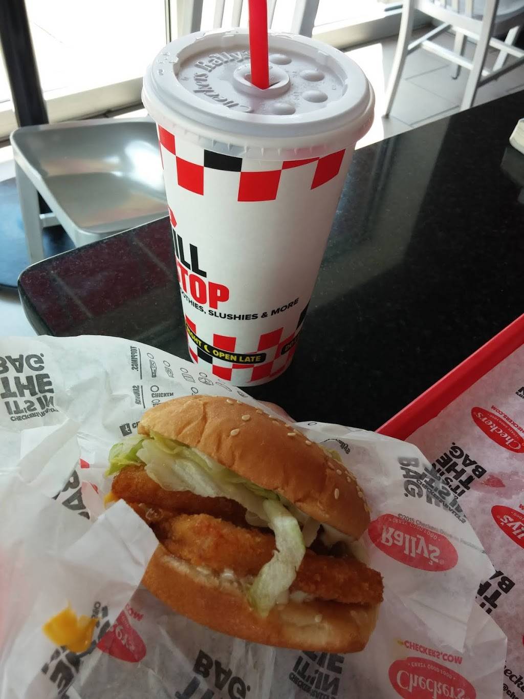 Checkers | restaurant | 321 W E 14 Mile Rd, Madison Heights, MI 48071, USA | 2485882268 OR +1 248-588-2268