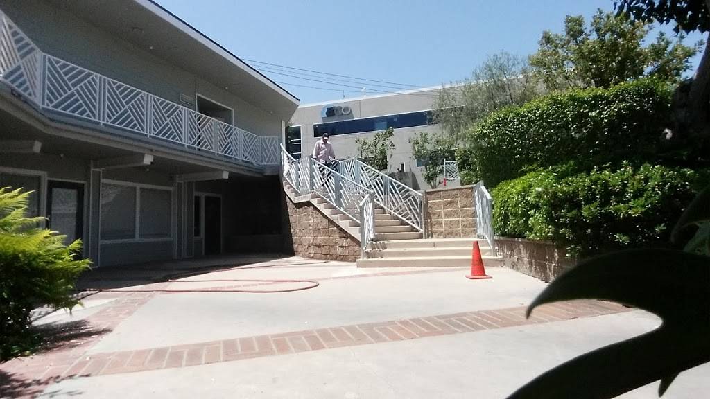 Brooklyn Brick Oven Pizza | meal delivery | 500 S Sepulveda Blvd, Manhattan Beach, CA 90266, USA | 3103796599 OR +1 310-379-6599