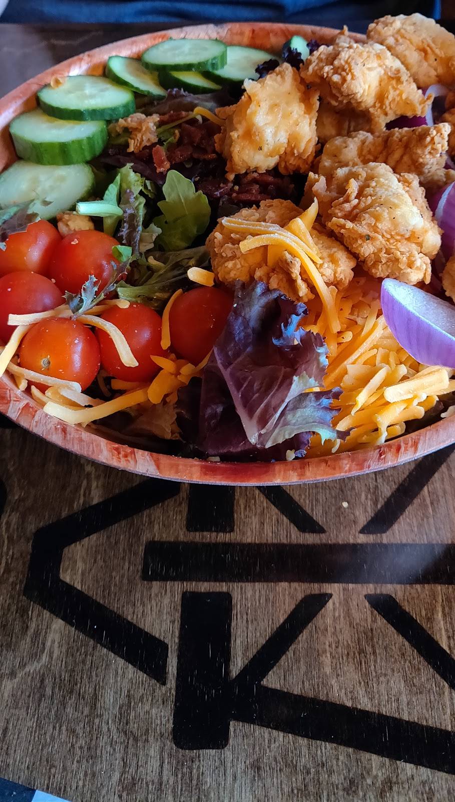 Burdogz Bar & Grill | restaurant | 1209 E Airline Rd, Victoria, TX 77901, USA | 3615797364 OR +1 361-579-7364