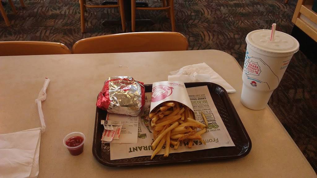 Wendys | restaurant | 7027 Commonwealth Ave, Jacksonville, FL 32220, USA | 9046931540 OR +1 904-693-1540