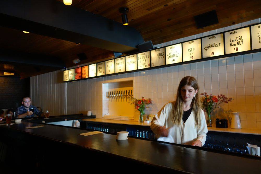 Woods Bar & Brewery | restaurant | 1701 Telegraph Ave, Oakland, CA 94612, USA | 5107478171 OR +1 510-747-8171