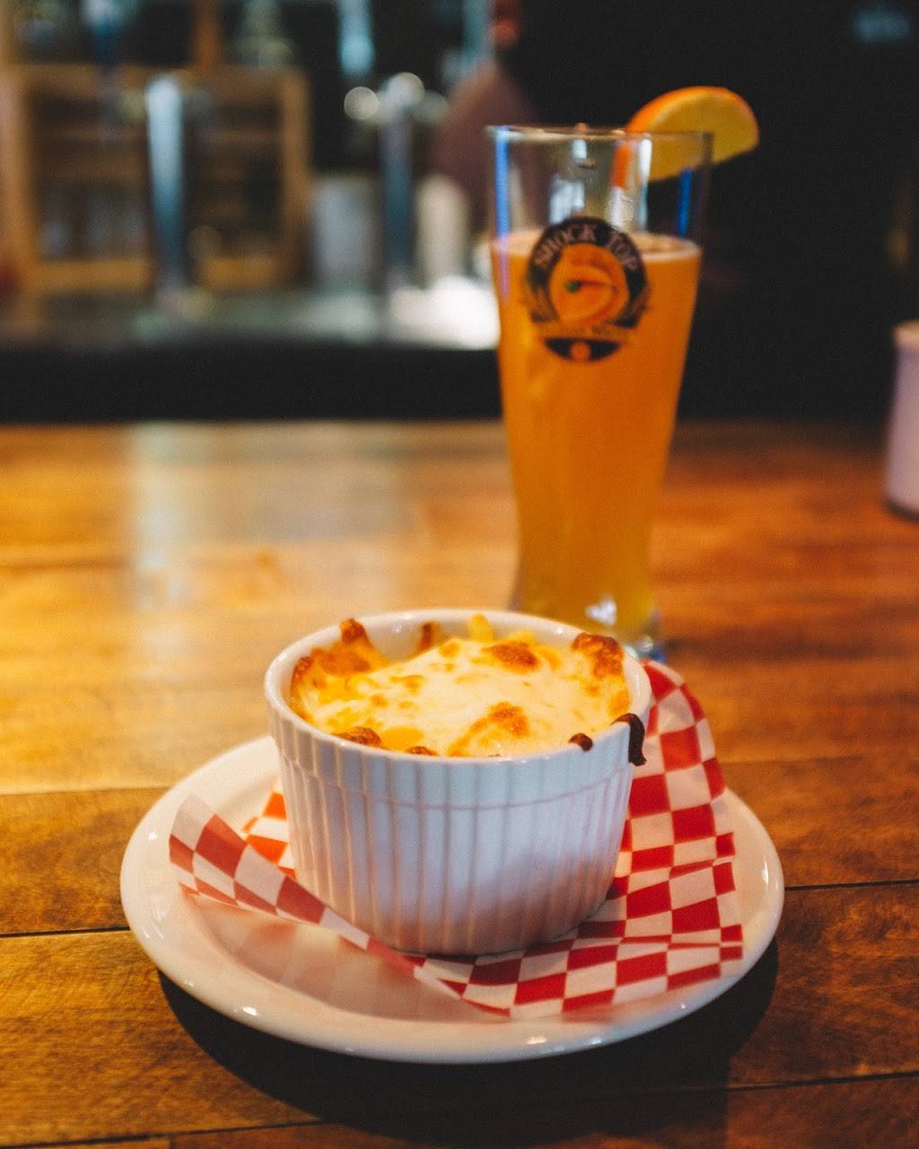 Maison Fumée BBQ | restaurant | 779 Boulevard Maloney E, Gatineau, QC J8P 1G5, Canada | 8198935959 OR +1 819-893-5959