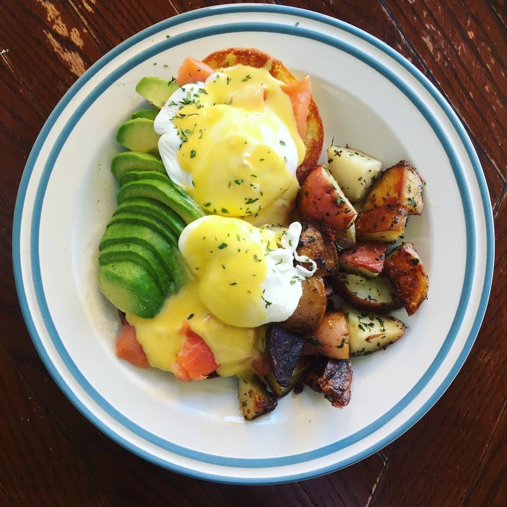 Lynn & Lus Escapade Cafe | restaurant | 3353 Grand Ave, Oakland, CA 94610, USA | 5108355705 OR +1 510-835-5705