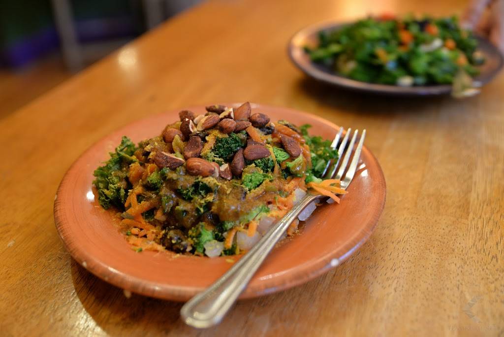 Life Alive Organic Cafe | restaurant | 194 Middle St #3, Lowell, MA 01852, USA | 9784531311 OR +1 978-453-1311