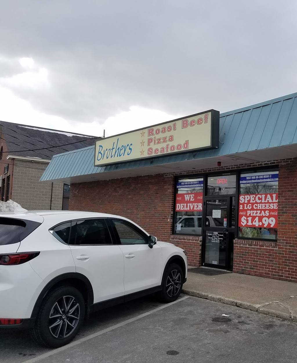 Brothers Roast Beef & Seafood | restaurant | 89 Foster St #5, Peabody, MA 01960, USA | 9785387333 OR +1 978-538-7333